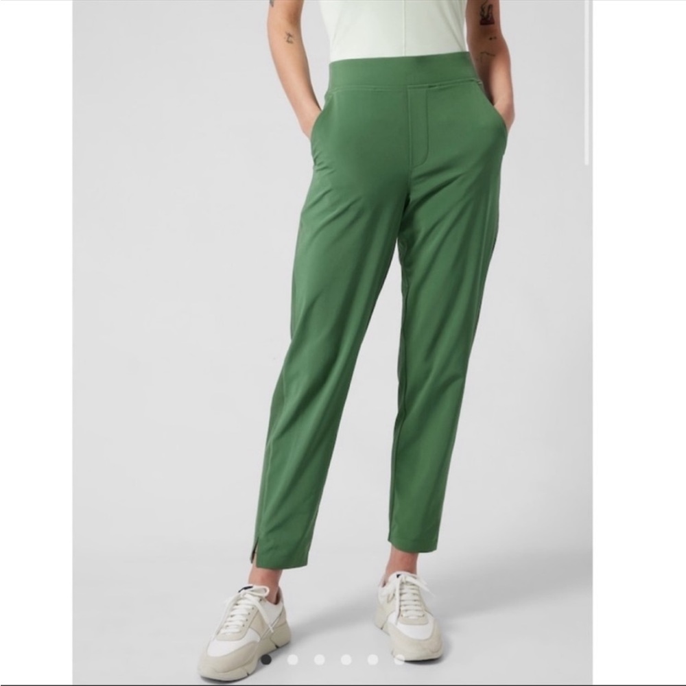 NWT Athleta Brooklyn Ankle Pant in Vineyard Green 12T